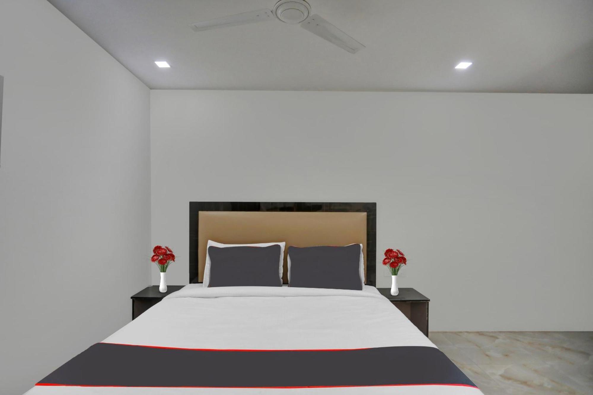 Super Townhouse The Arrow Near Lotus Temple Hotel New Delhi Exterior foto